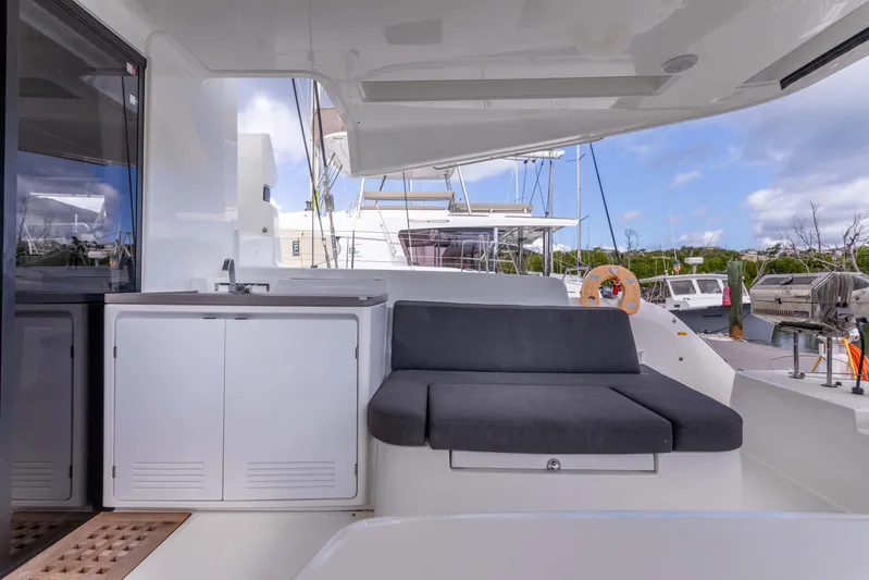 Big Bertha Yacht Photos Pics 