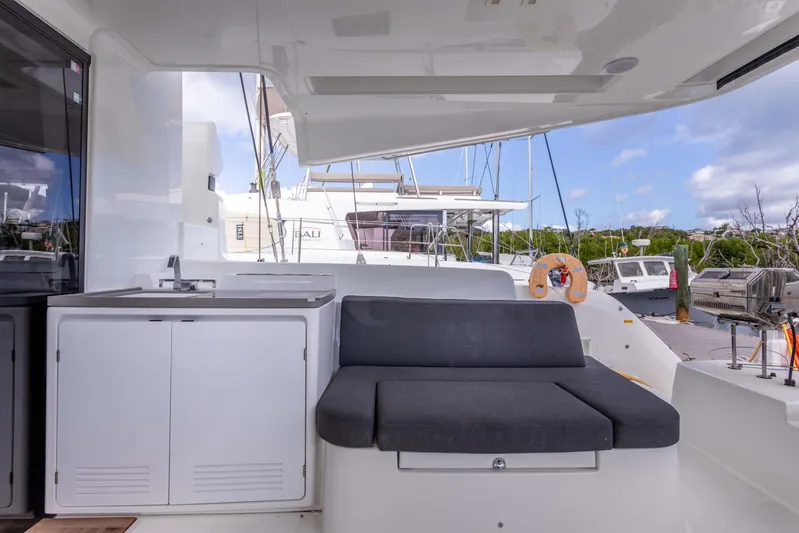 Big Bertha Yacht Photos Pics 