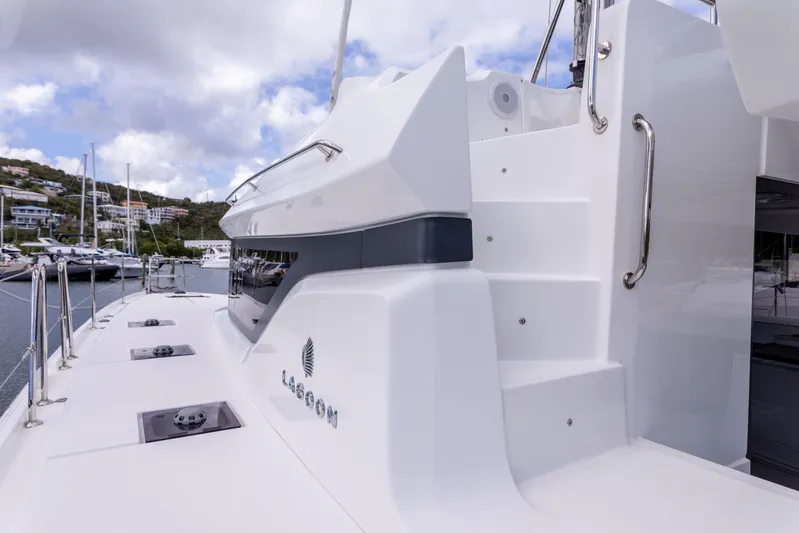 Big Bertha Yacht Photos Pics 