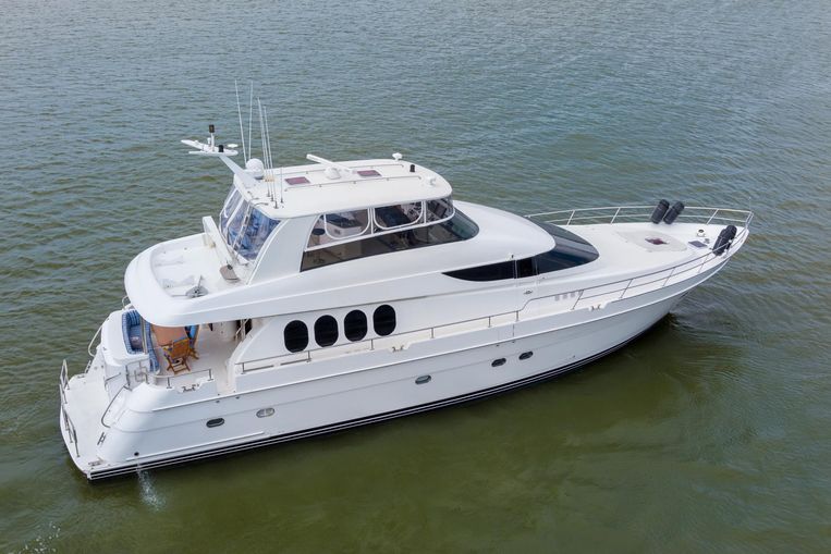 2006-70-neptunus-70-motor-yacht