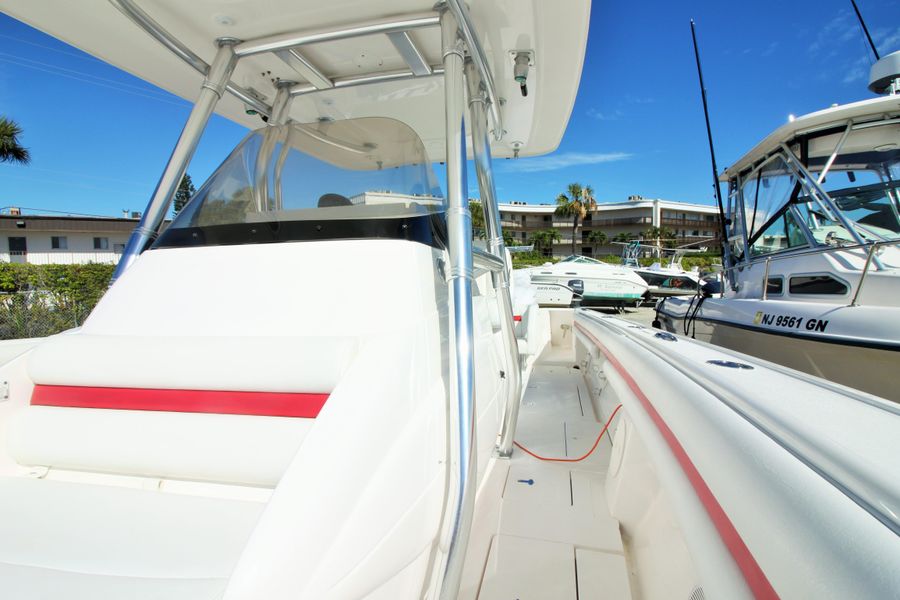 2014 Intrepid 327 Center Console