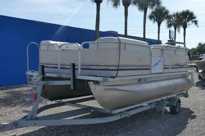 Smoker Craft Smokercraft Sunsport 18