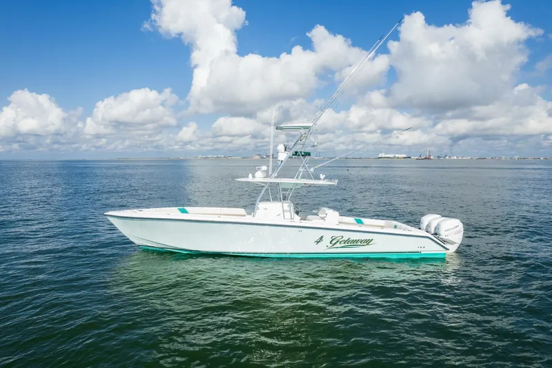 4 Getaway Yacht Photos Pics 