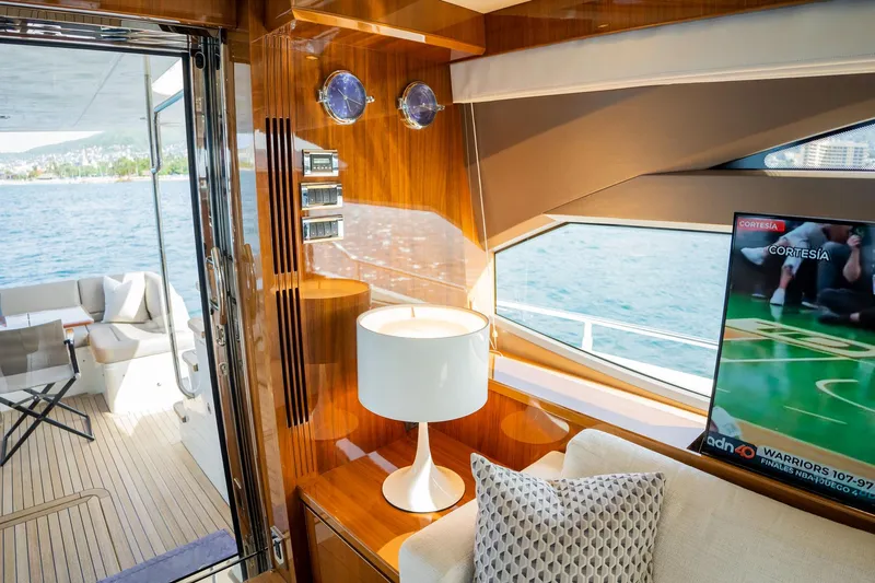 Pichos III Yacht Photos Pics 