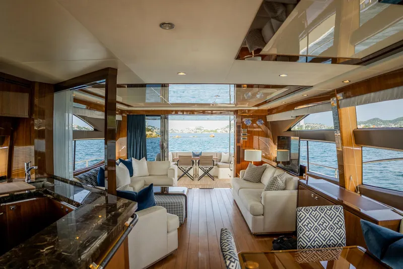 Pichos III Yacht Photos Pics 