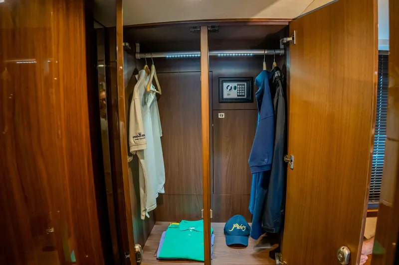 Pichos III Yacht Photos Pics 