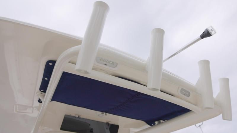 2022 Boston Whaler 270 Dauntless