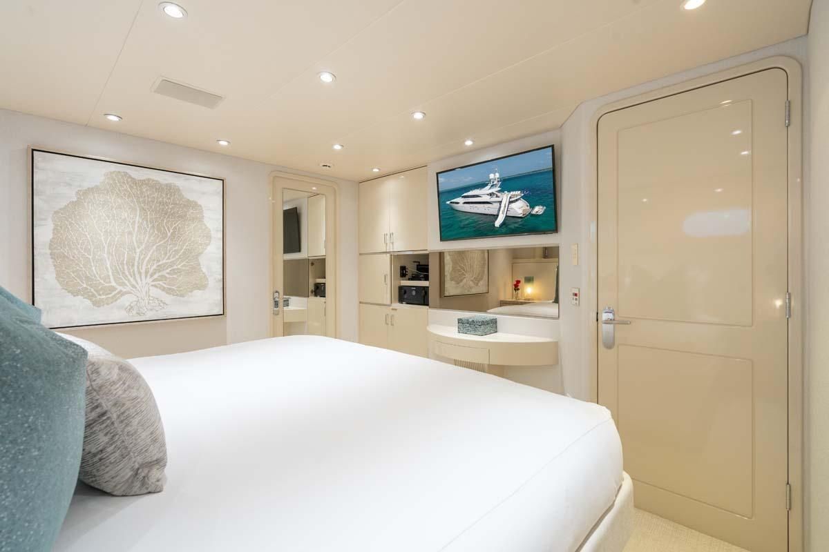 2001 Westship 132 