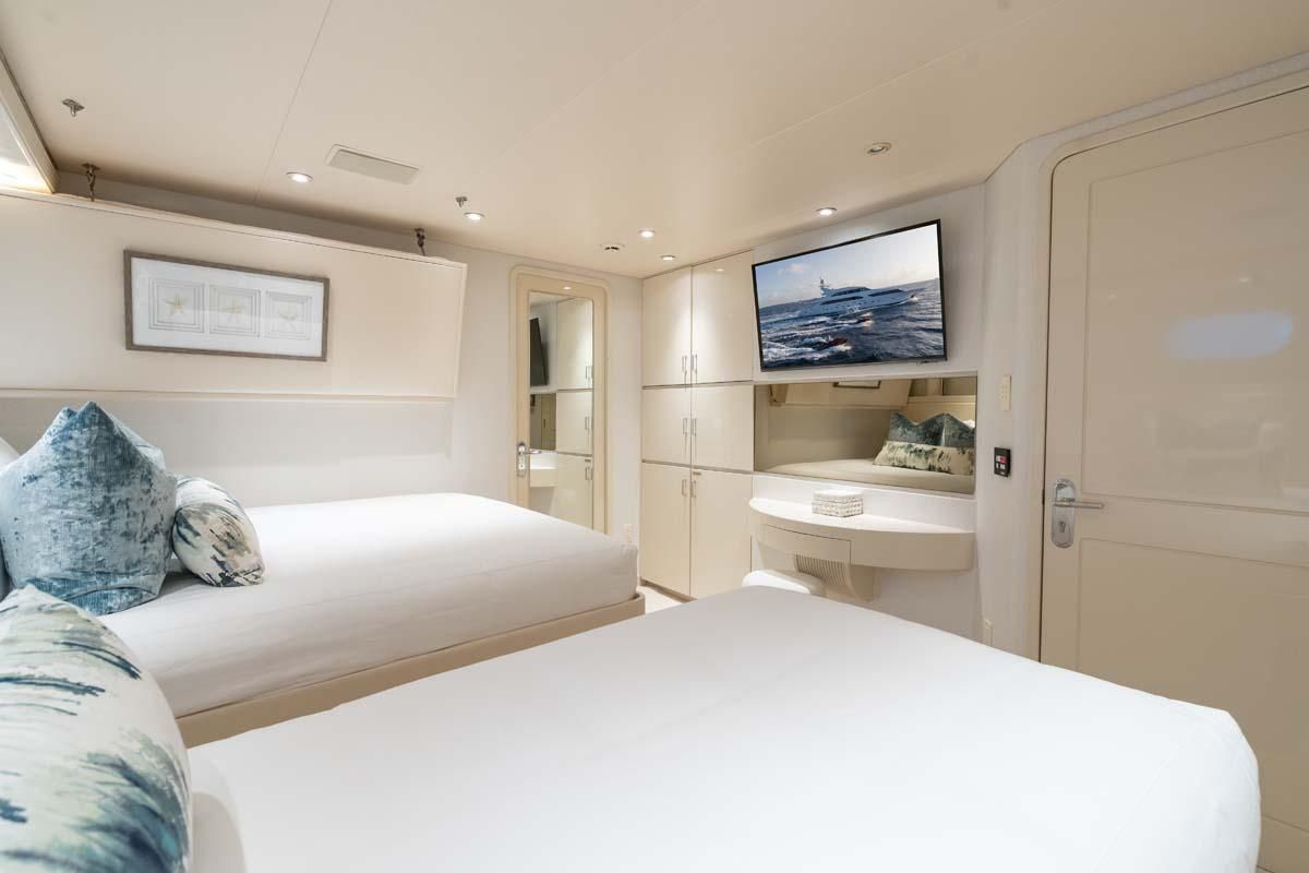 2001 Westship 132 