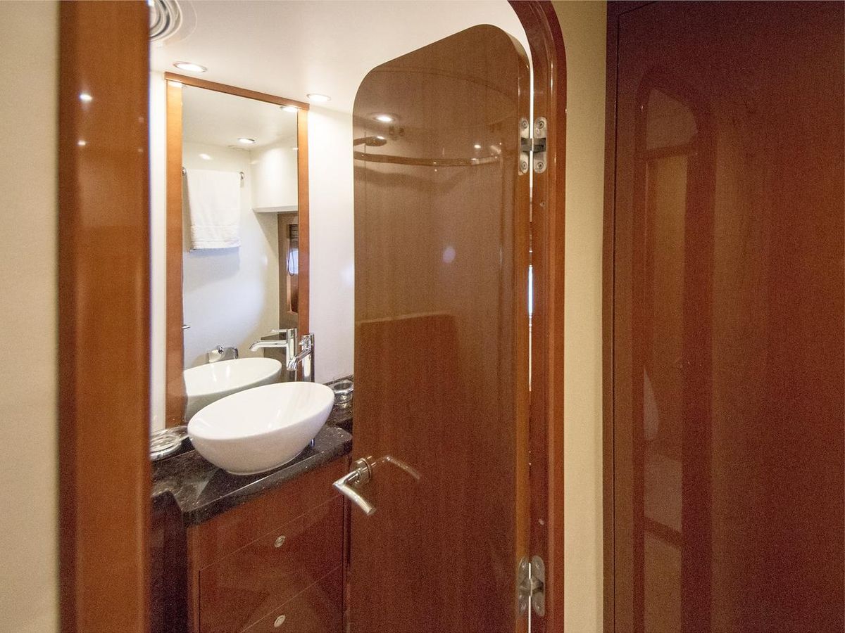 2008 Princess 63 