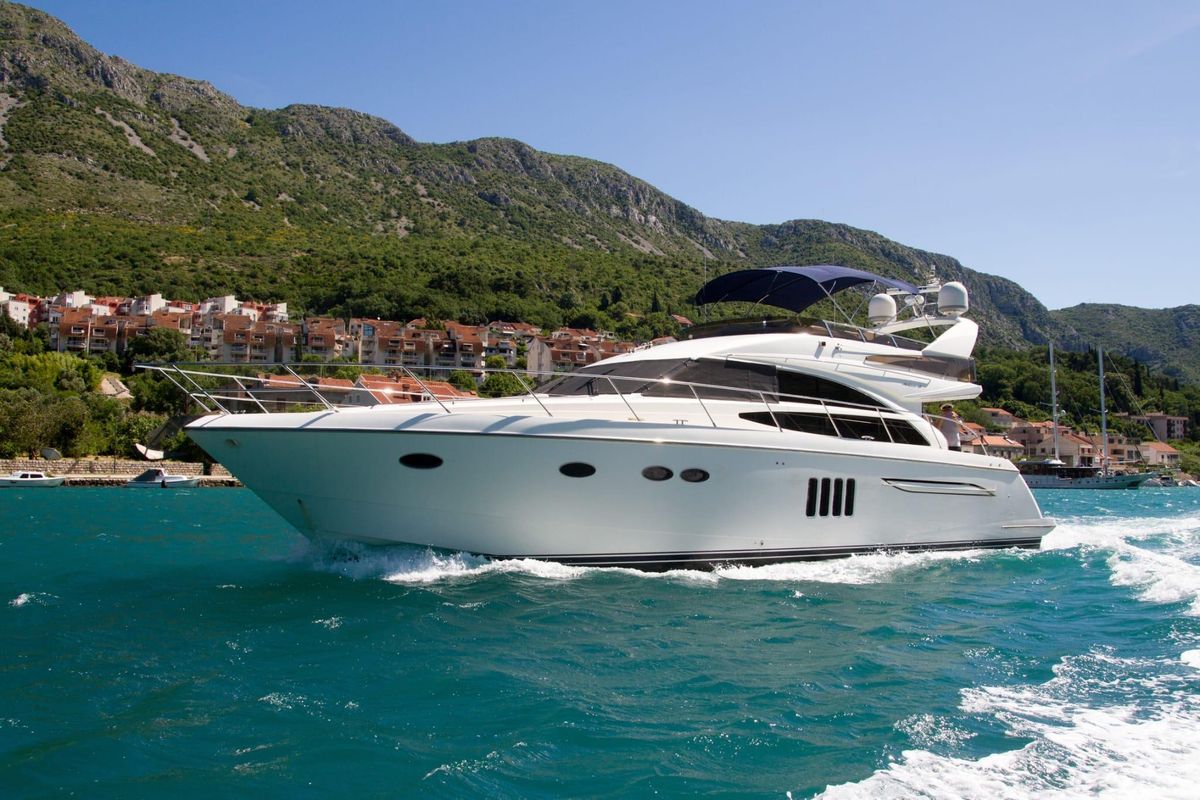 2008 Princess 63 