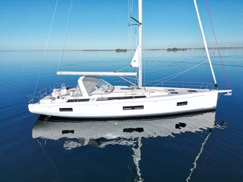 2022 Beneteau 56 