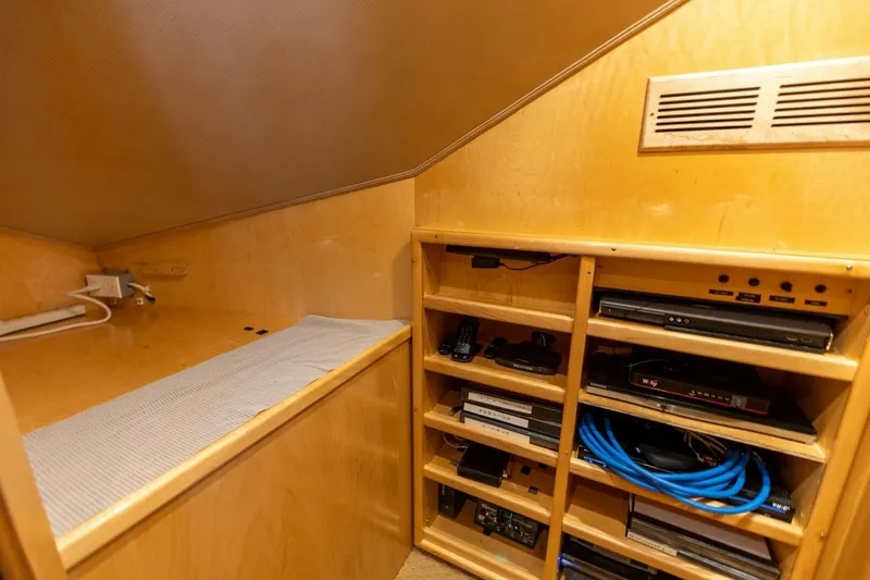 Reel Fire Yacht Photos Pics 2013 Viking 76 Convertible- REEL FIRE-Storage