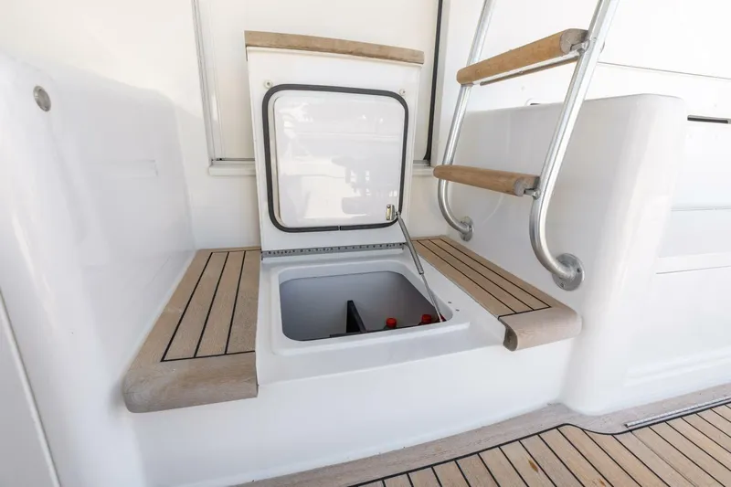 Reel Fire Yacht Photos Pics 2013 Viking 76 Convertible- REEL FIRE- Cockpit Storage