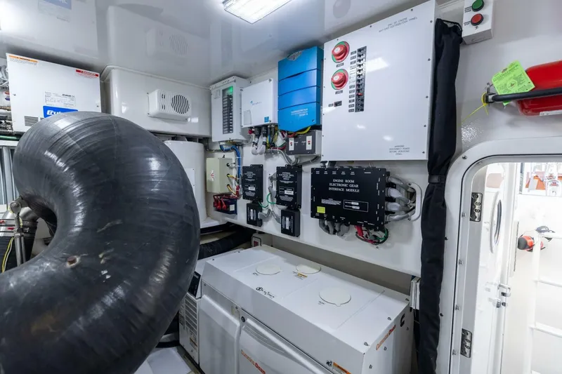 Reel Fire Yacht Photos Pics 2013 Viking 76 Convertible- REEL FIRE- Engine Room