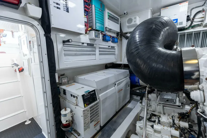 Reel Fire Yacht Photos Pics 2013 Viking 76 Convertible- REEL FIRE- Engine Room