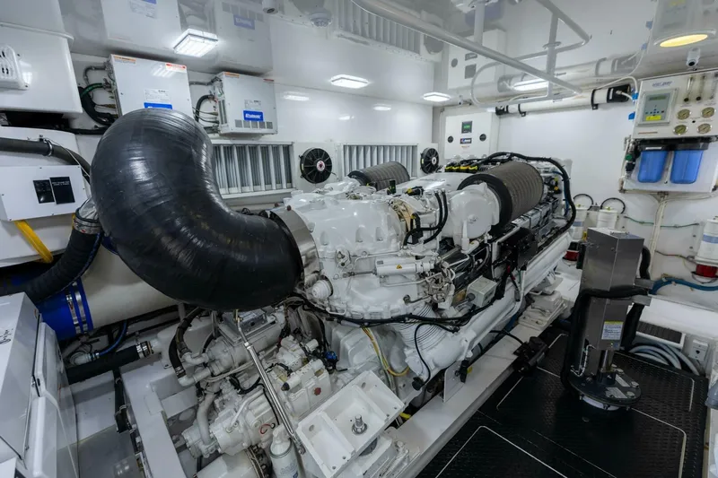 Reel Fire Yacht Photos Pics 2013 Viking 76 Convertible- REEL FIRE- Engine Room