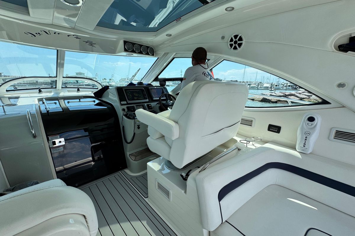 2009 Sea Ray 47 