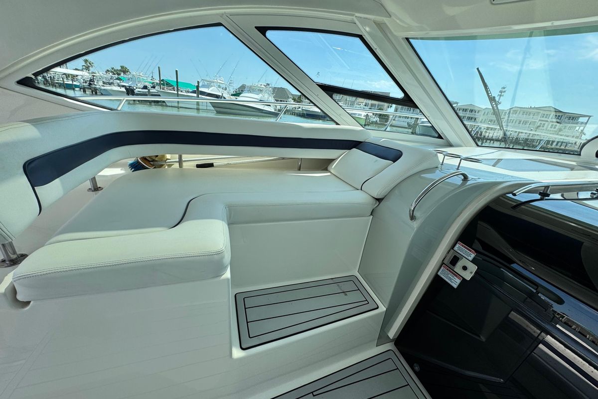 2009 Sea Ray 47 