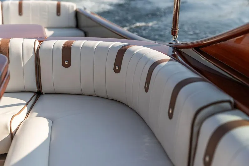 Fiveadrift Yacht Photos Pics Luxurious seating on a 2003 Hinckley Talaria 29R boat with elegant leather details.