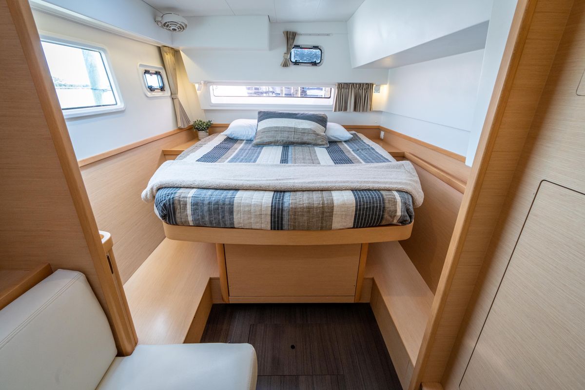 2017 Lagoon 42 