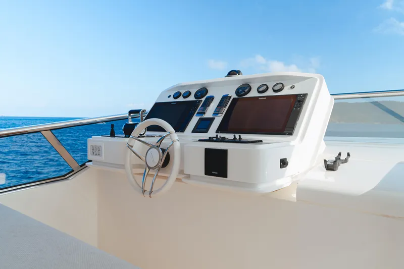  Yacht Photos Pics Helm of 2020 Azimut Grande 32 Metri yacht with ocean view.