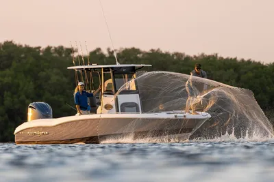 NauticStar 251 Hybrid