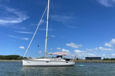 2010 Jeanneau Sun Odyssey 42i
