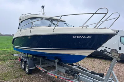 2011 Aquador 22C