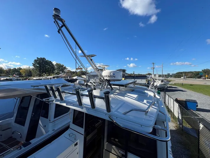  Yacht Photos Pics 2016 Cutwater C-28 boat docked under clear blue sky.