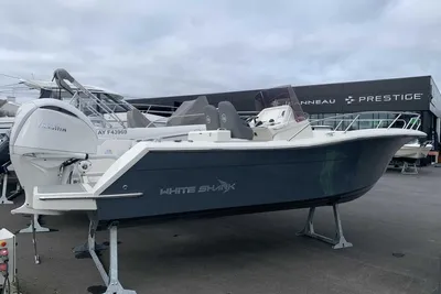 2023 White Shark 240 CC
