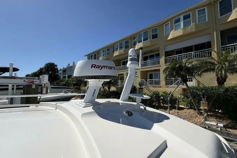 Jolly Dawg Yacht Photos Pics 2014 Pursuit F350