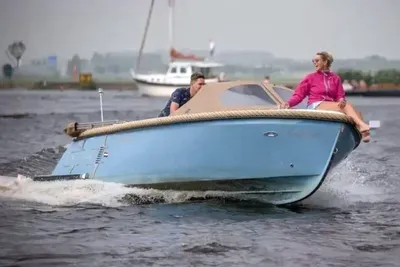 2023 Corsiva 595 Tender