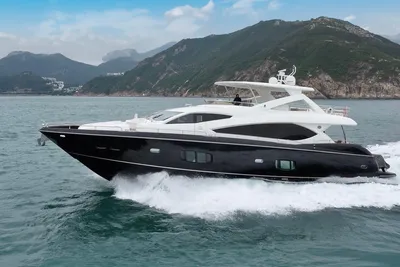 Sunseeker 86 Yacht