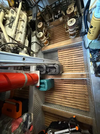 Aramis II Yacht Photos Pics 