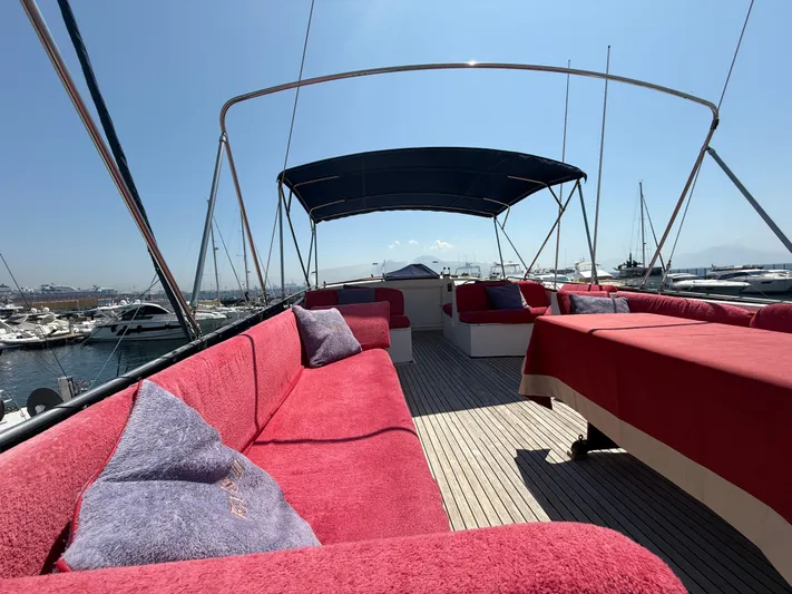 Aramis II Yacht Photos Pics 