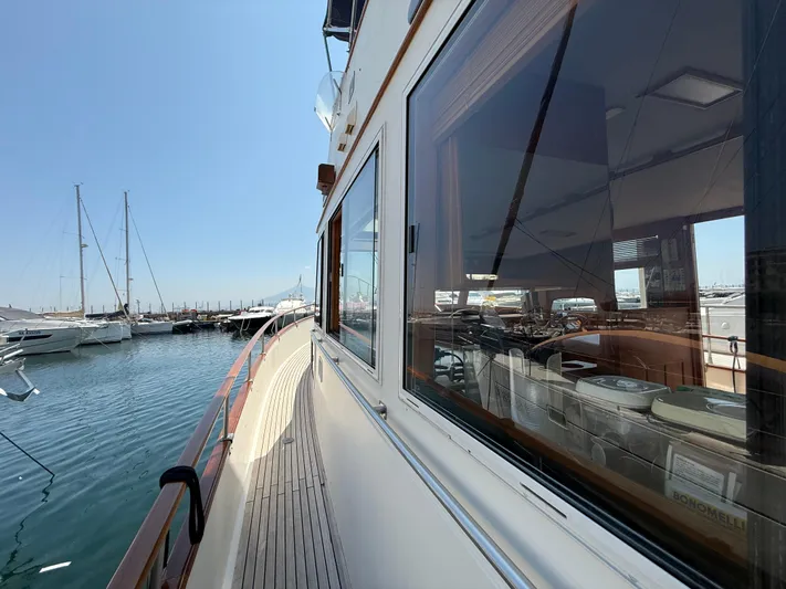 Aramis II Yacht Photos Pics 