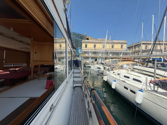 Aramis II Yacht Photos Pics 