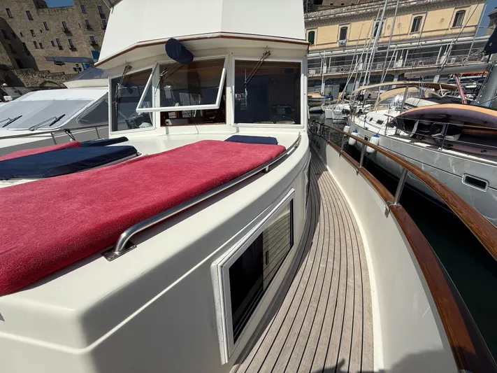 Aramis II Yacht Photos Pics 