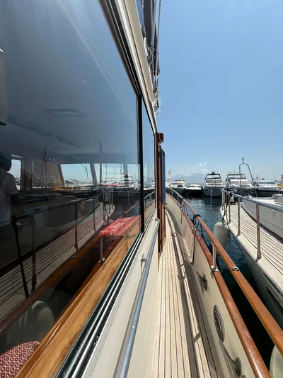 Aramis II Yacht Photos Pics 