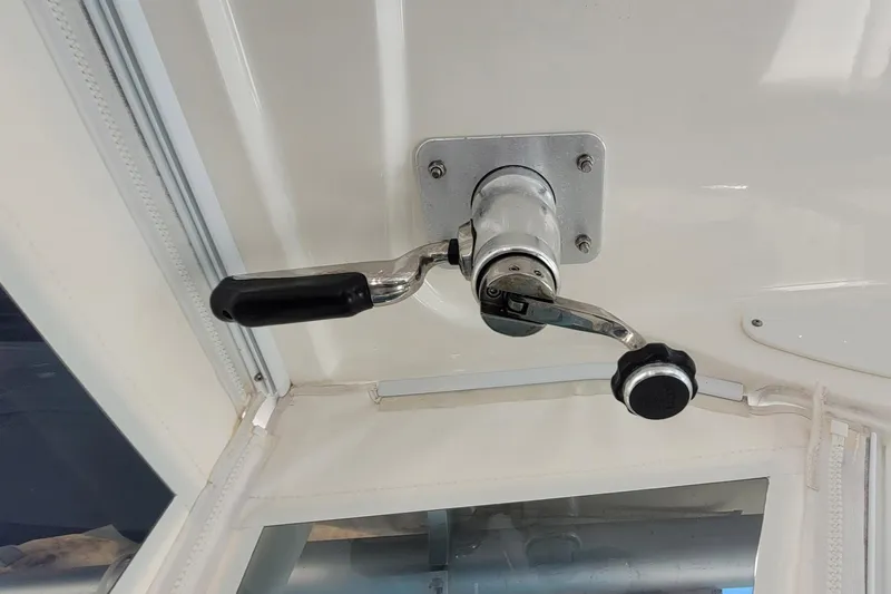 Outta Line Yacht Photos Pics Manual crank handle on a 2017 Boston Whaler 315 Conquest boat.