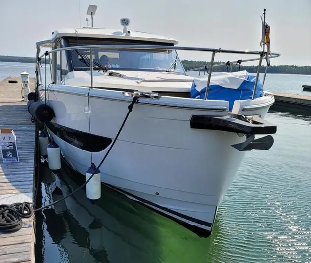 Harbor Lights Yacht Photos Pics 