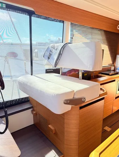 Harbor Lights Yacht Photos Pics 