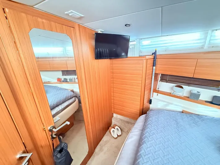 Harbor Lights Yacht Photos Pics 