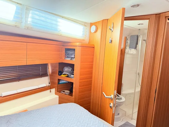 Harbor Lights Yacht Photos Pics 