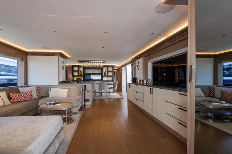Heliophilia Yacht Photos Pics 