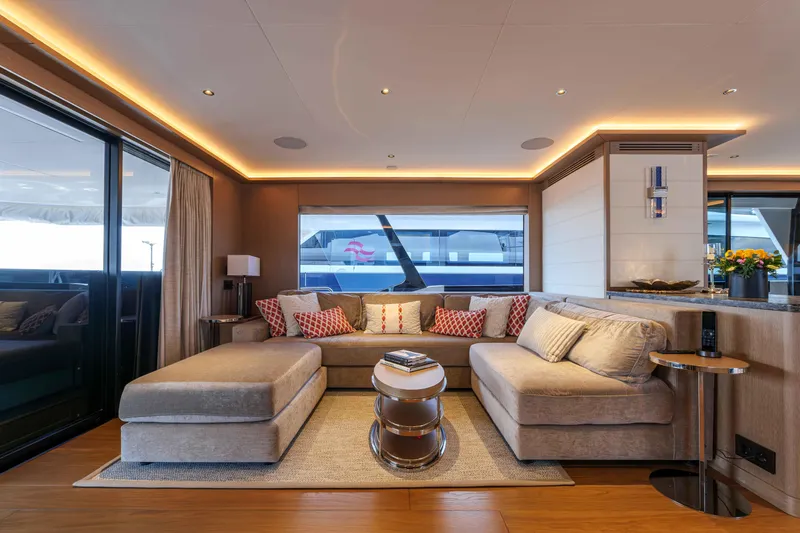 Heliophilia Yacht Photos Pics 