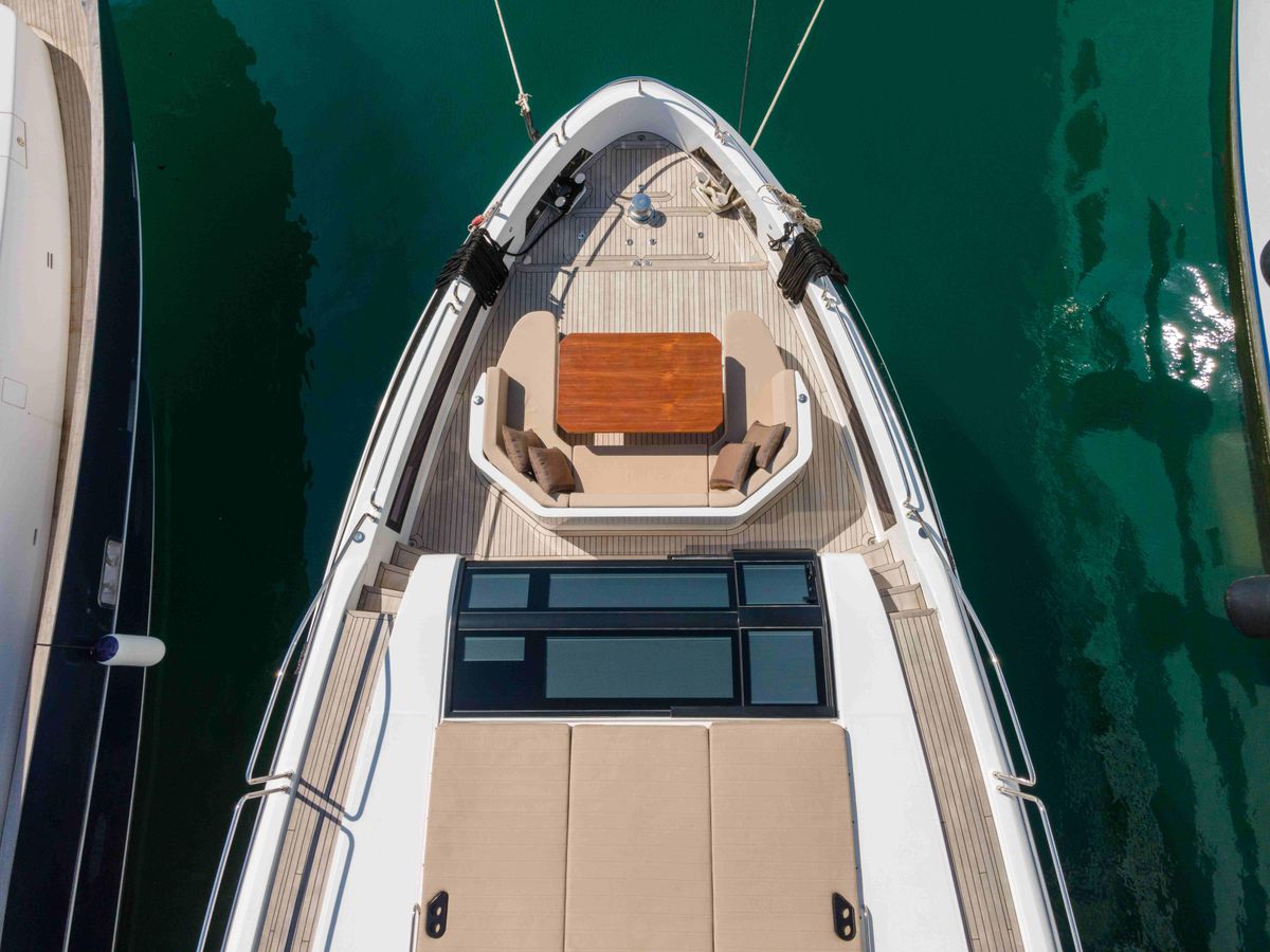 2024 Sirena 87 