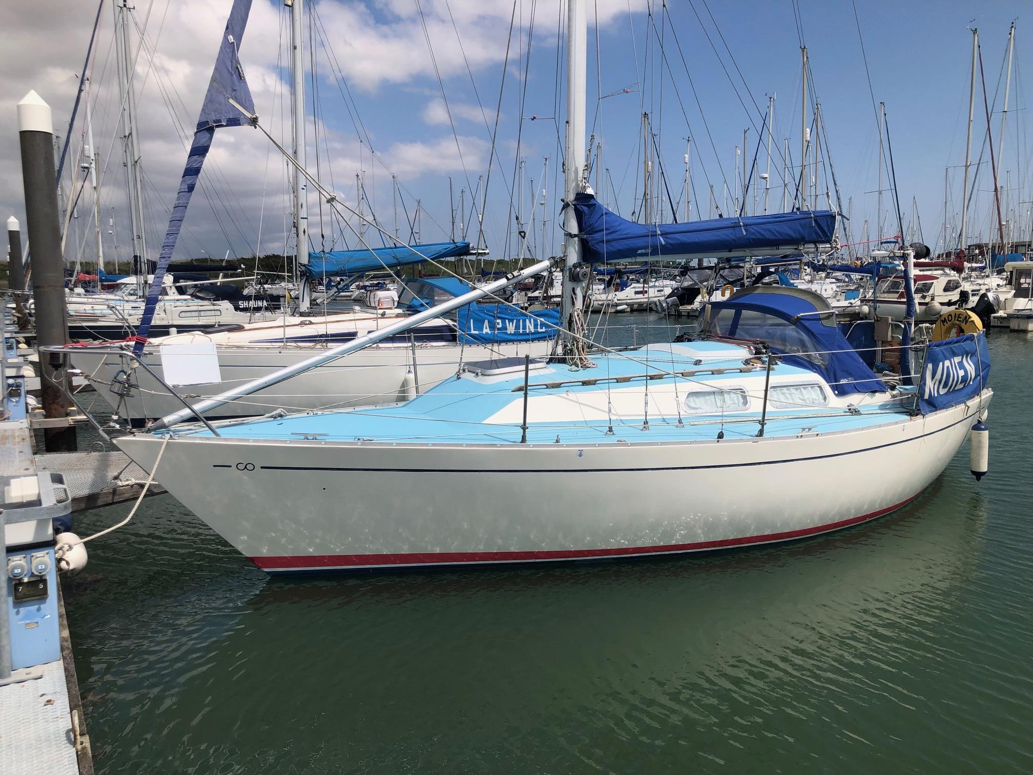 Contessa 28 | 1980 | 8m - Essex | Boatshop24