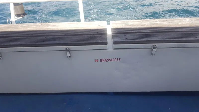 M.c. Inspire 2 Yacht Photos Pics 